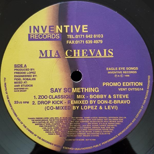 Mia Chevais - Say Something