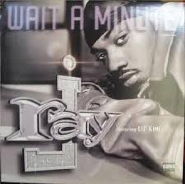 Ray J, Lil' Kim - Wait A Minute